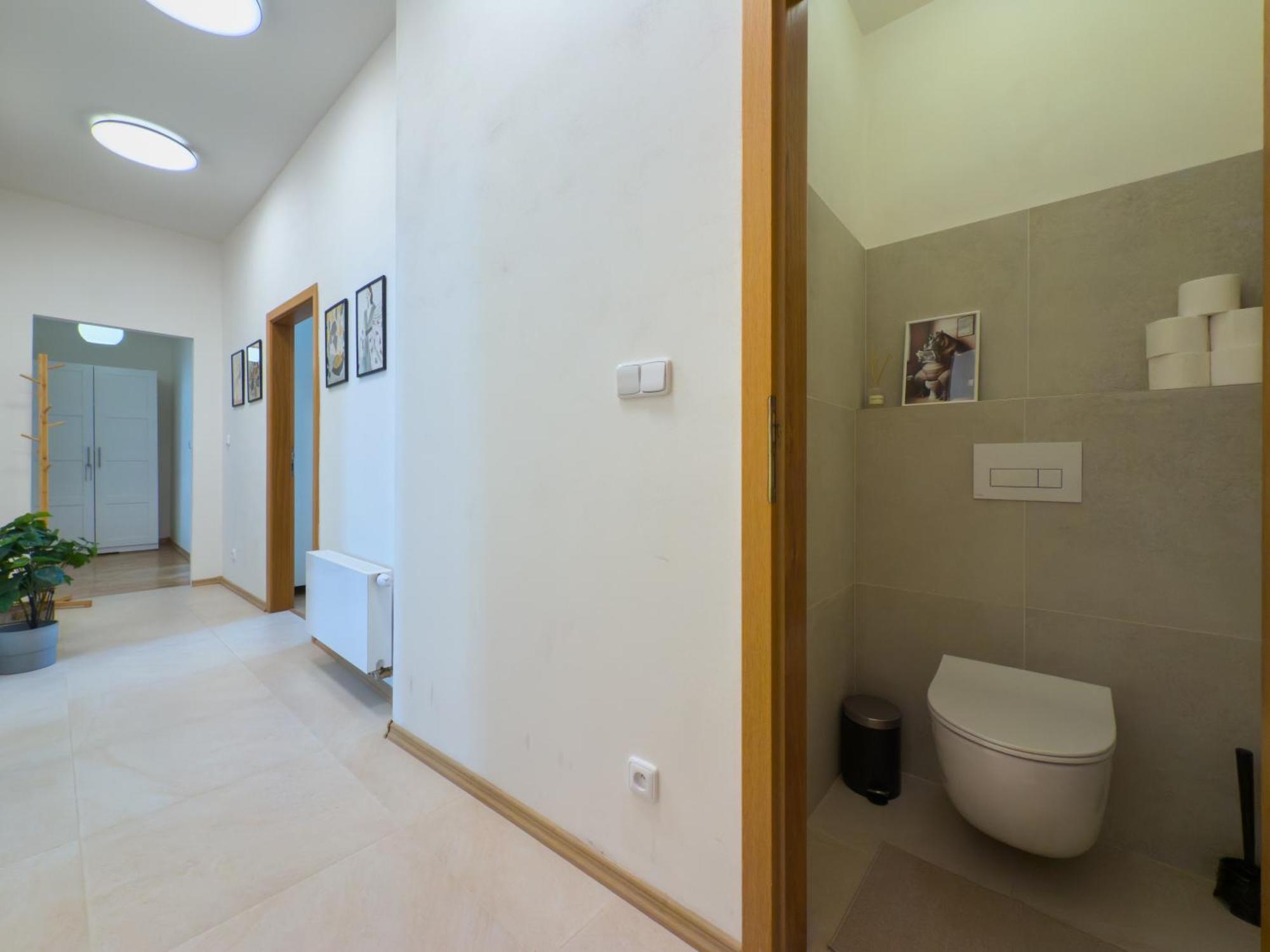 100m2 Wenceslas Comfort, 3bdr With Netflix